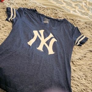 NY Yankee tee